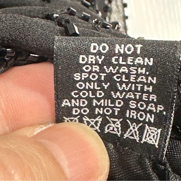 NWT Papell Studio embellished 100% silk tunic top, size small - Picture 13 of 16